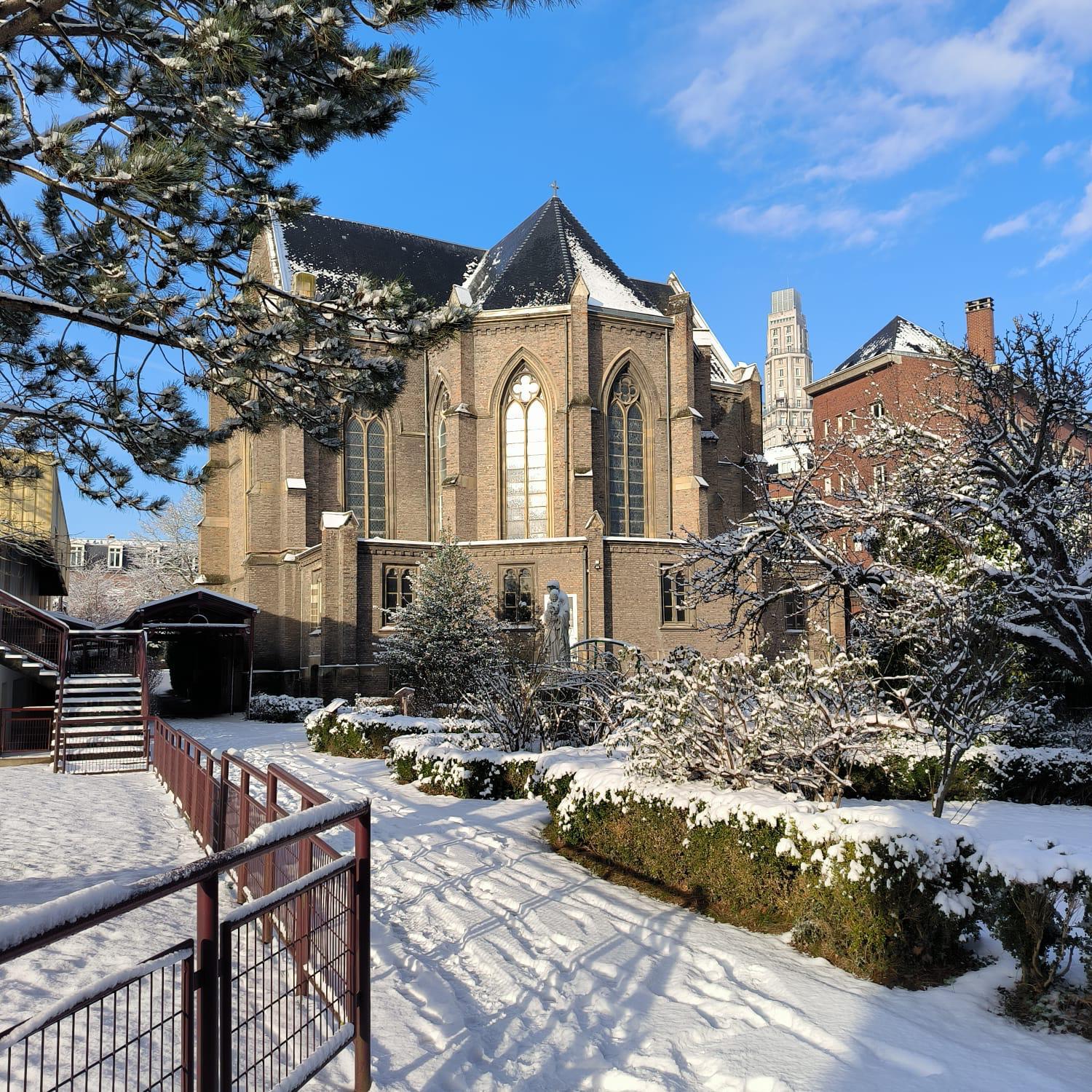 Chapelle sous la neige